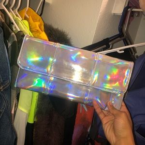 Holographic handheld purse/satchel